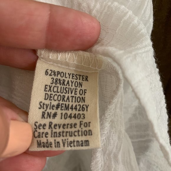 Flower & Feather Women´s White Top Blouse, Size XL - Picture 10 of 16